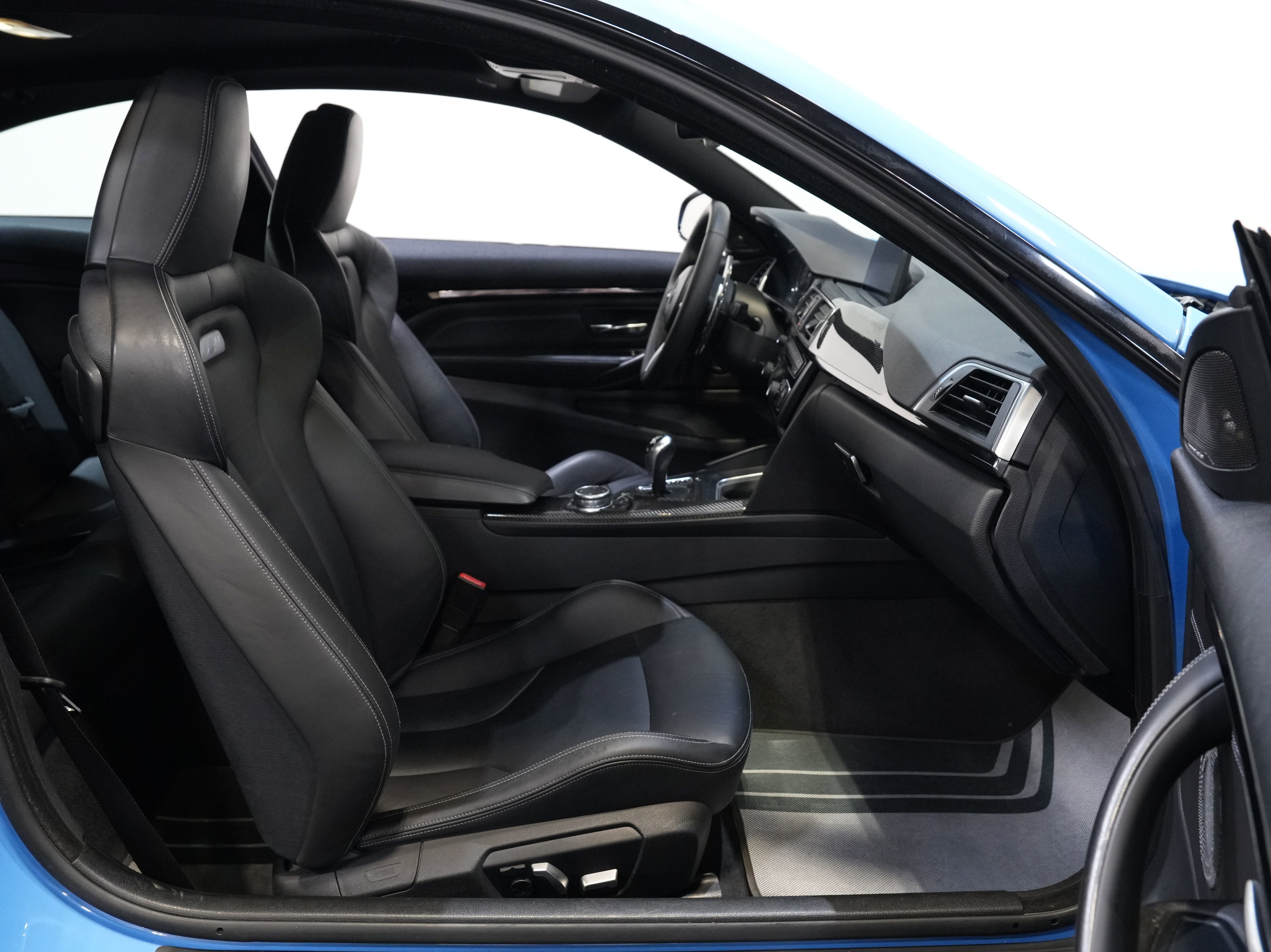 Used 2016 BMW M4 Coupe RWD image 30