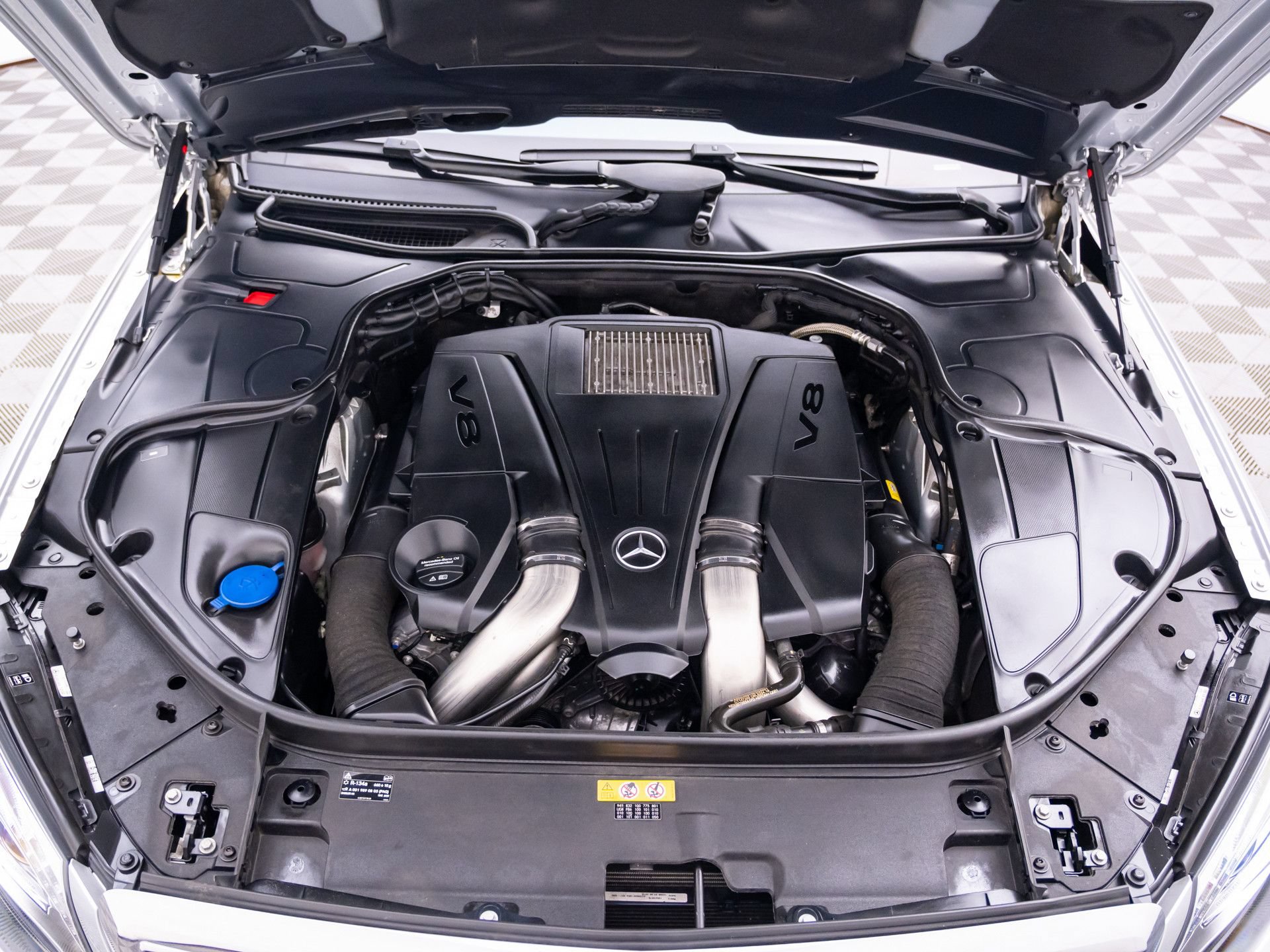 Used 2016 Mercedes-Benz S 550 4MATIC Sedan image 31