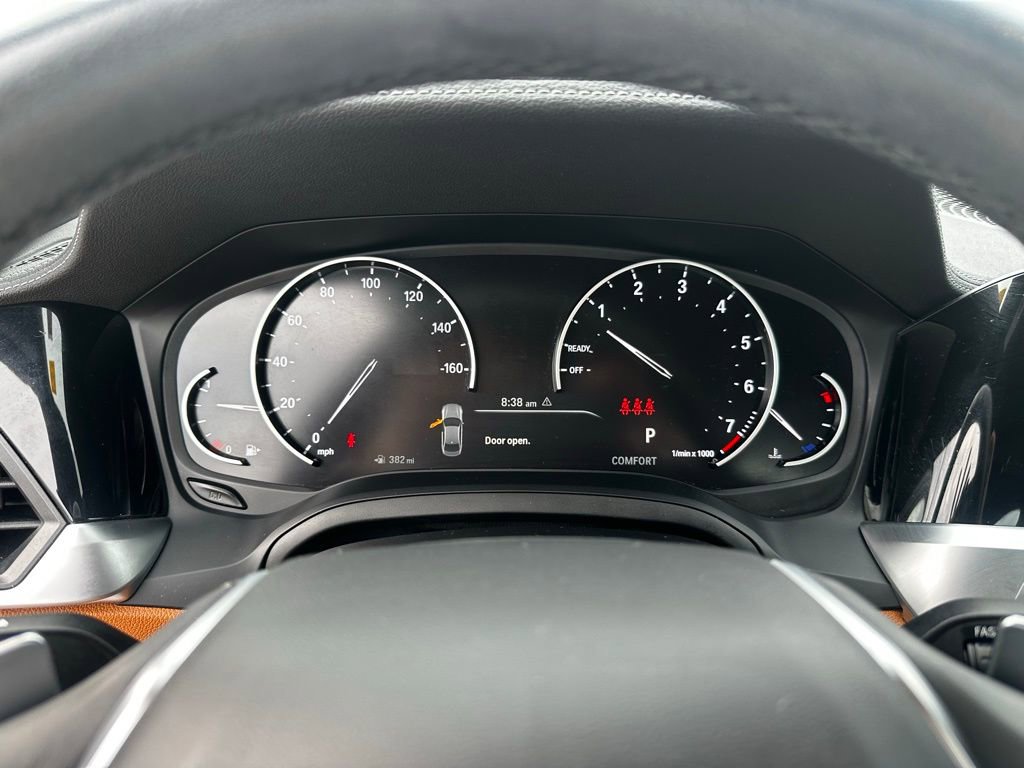 Used 2019 BMW 330i Sedan w/ Luxury Package image 14