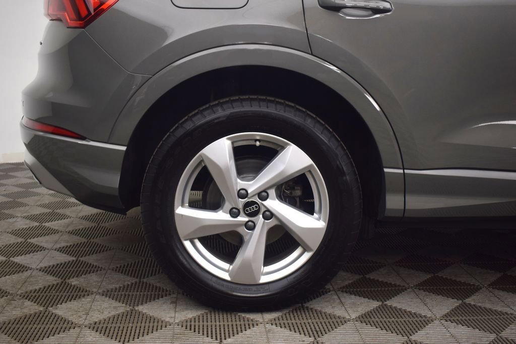Used 2022 Audi Q3 2.0T Premium Plus image 34