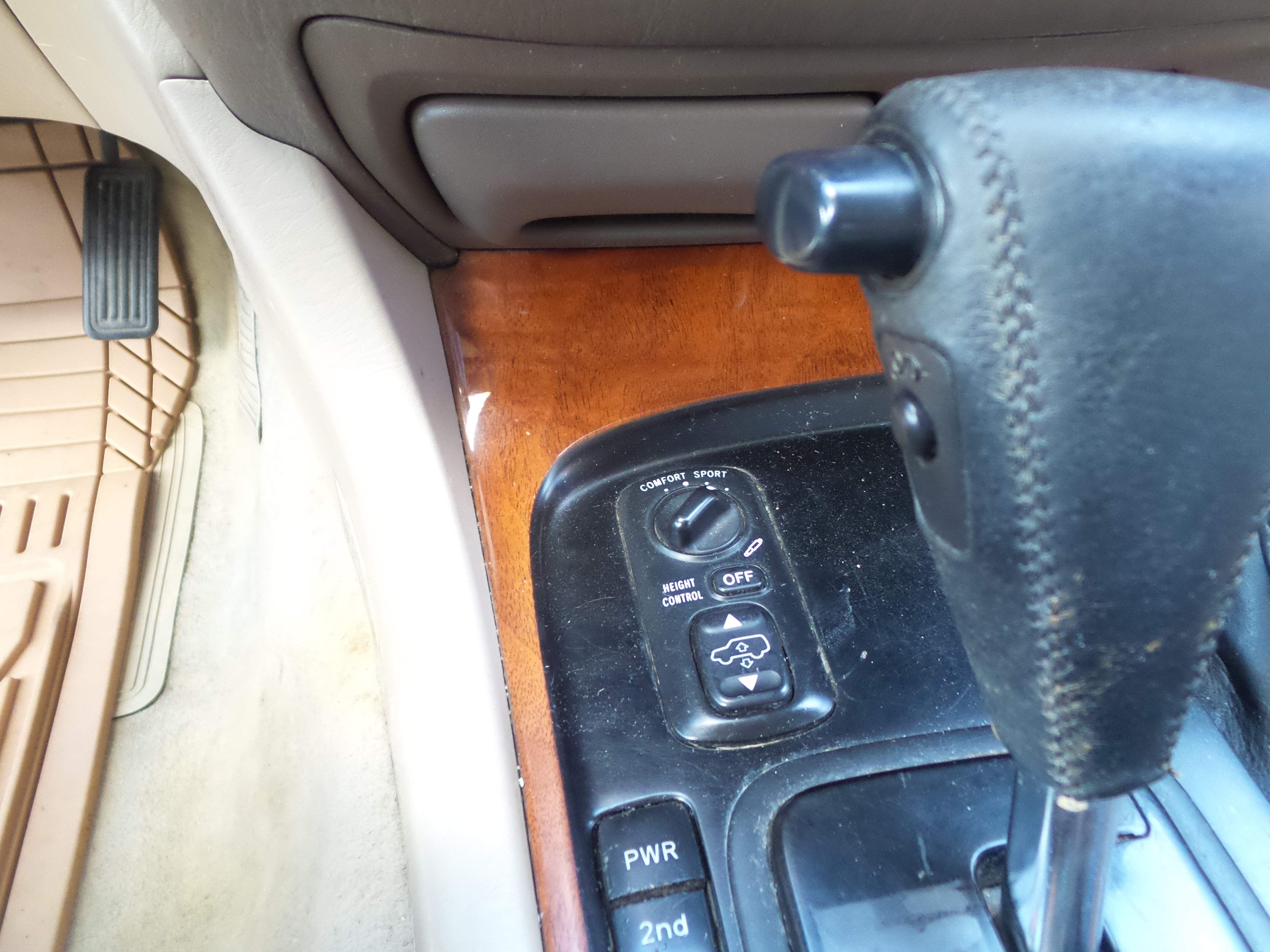 Used 1999 Lexus LX 470 4WD image 16