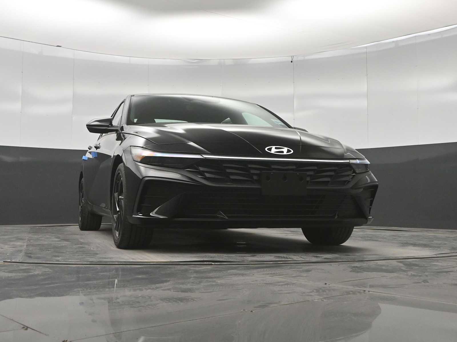 New 2026 Hyundai Elantra SEL Sport FWD image 34