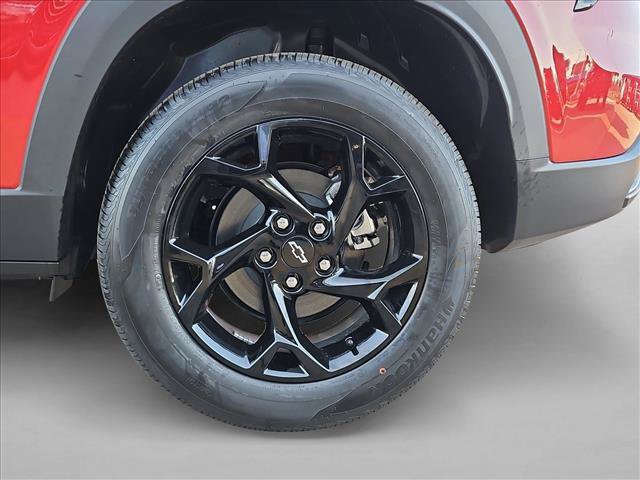 New 2026 Chevrolet Trax LT w/ Driver Confidence Package FWD image 10