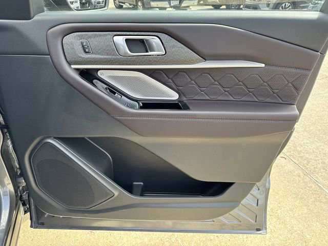 Used 2025 Ford Explorer Platinum w/ LUX Leather Package image 17