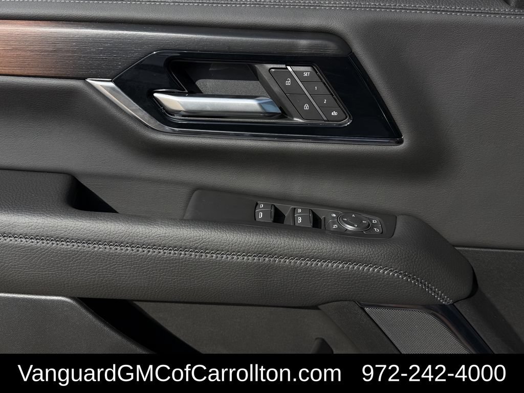 New 2026 GMC Yukon Denali w/ Denali Reserve Package AWD/4WD image 21