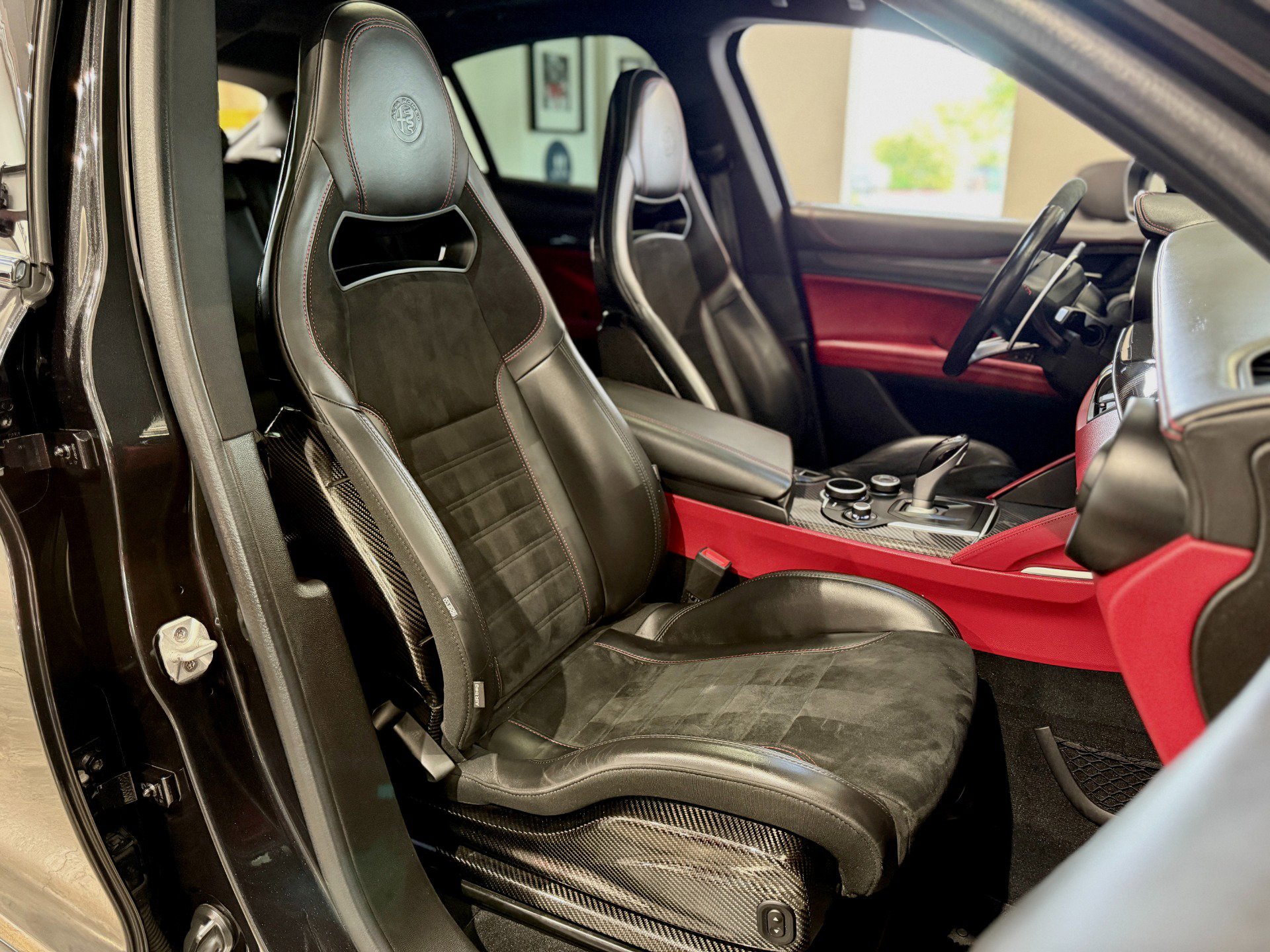Used 2018 Alfa Romeo Stelvio Quadrifoglio w/ Driver Assist Dynamic Package AWD/4WD image 46