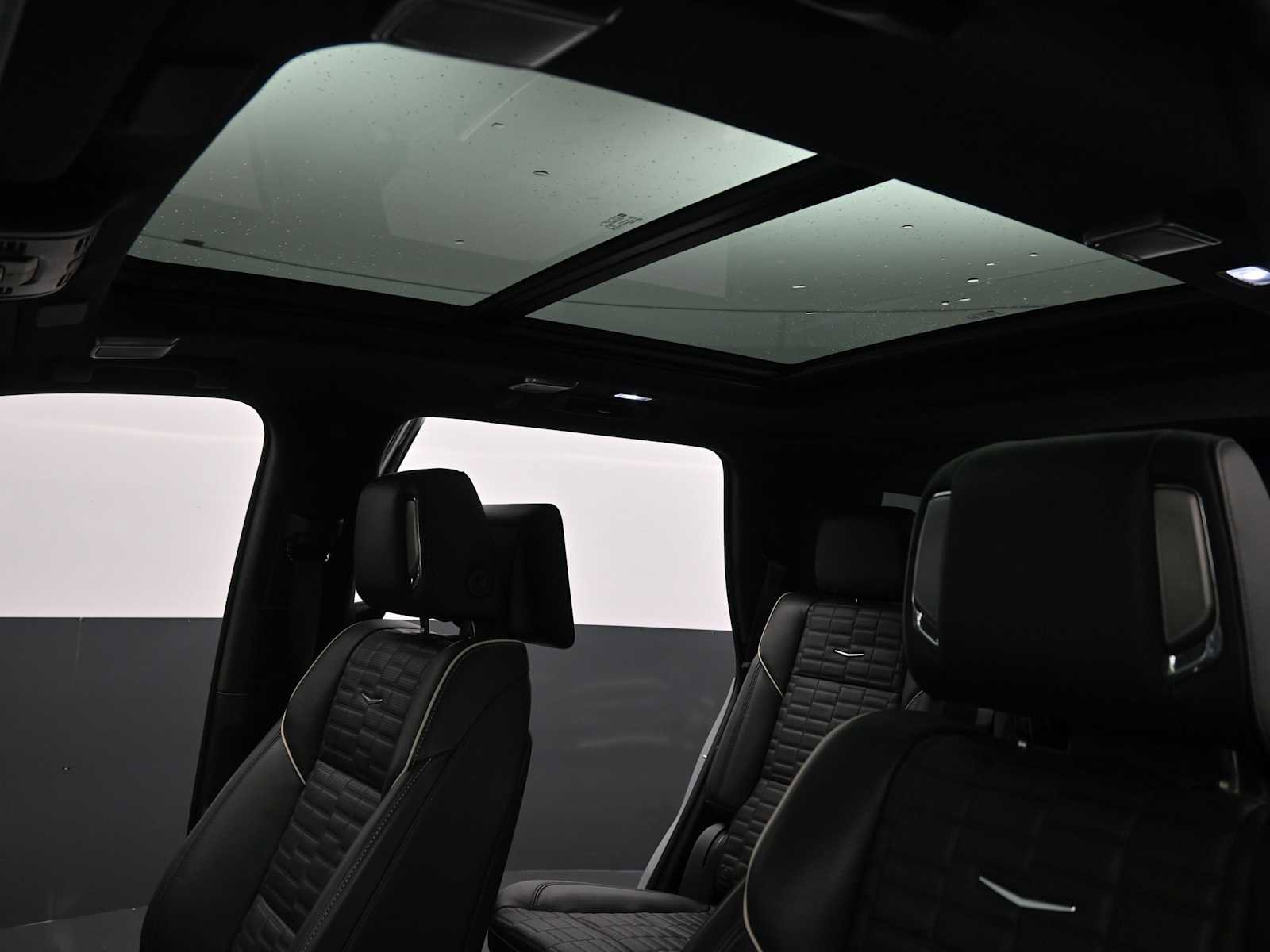 Used 2023 Cadillac Escalade Sport Platinum image 11