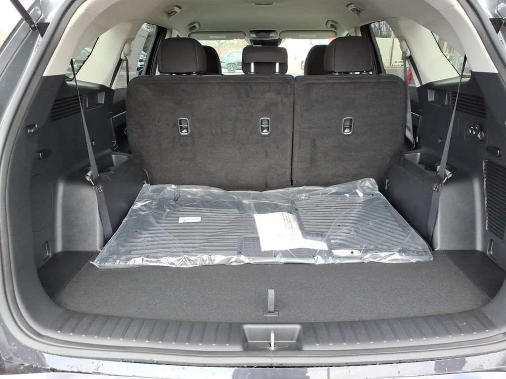Certified 2026 Kia Sorento LX FWD image 7