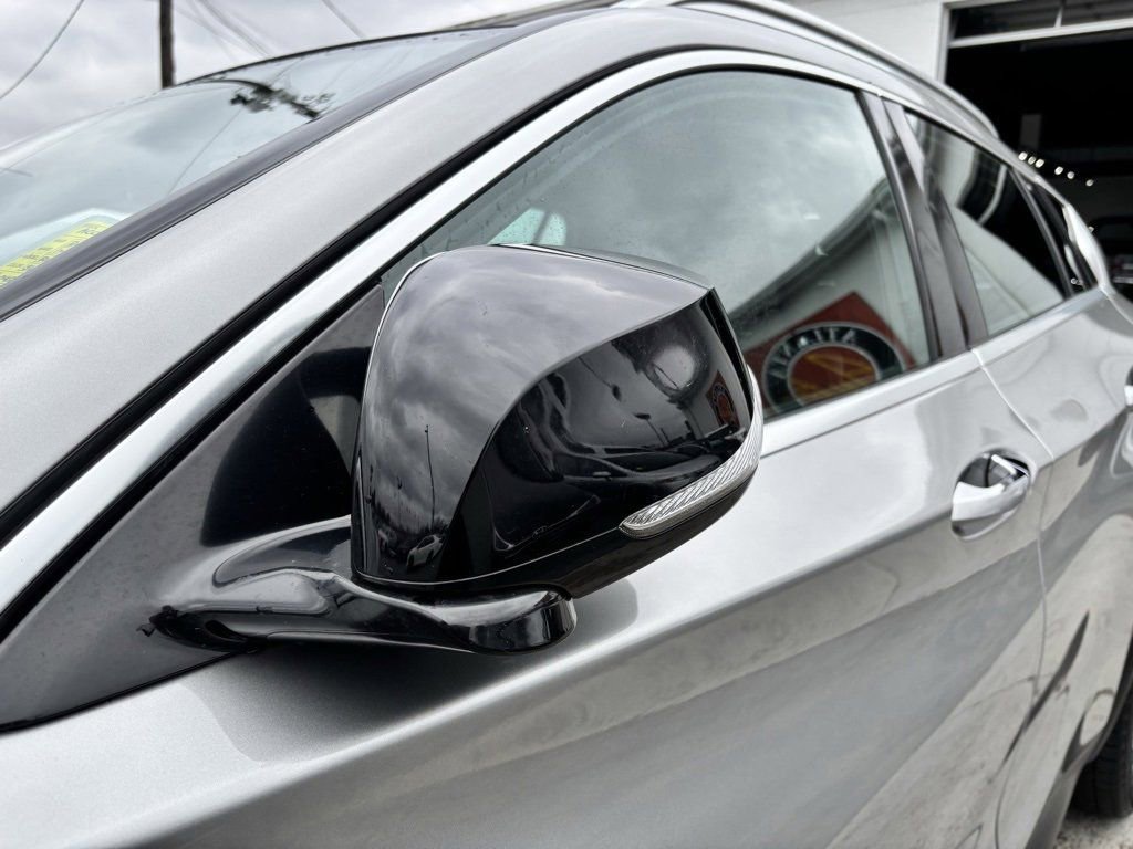 Used 2018 INFINITI QX30 Premium w/ Technology Package image 18