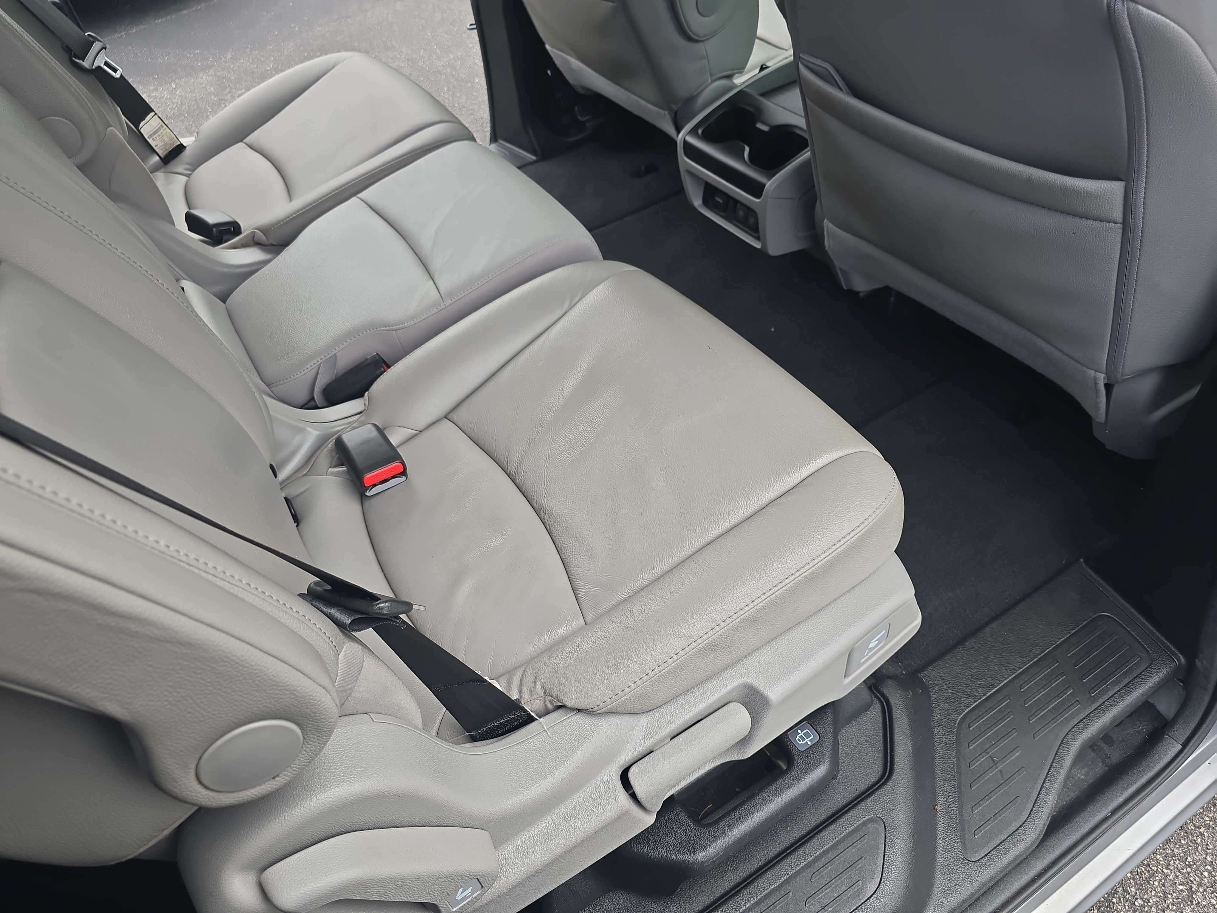 Used 2019 Honda Odyssey Touring image 11