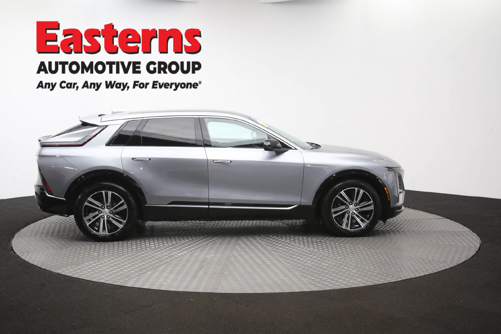 Used 2024 Cadillac Lyriq Luxury AWD/4WD image 51
