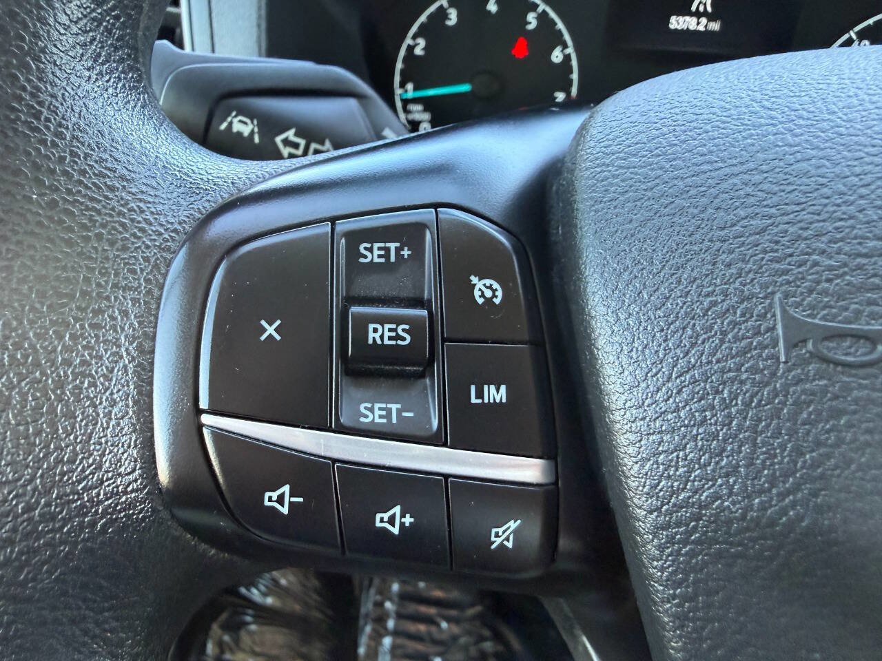 Used 2023 Ford Transit 350 XLT RWD image 33