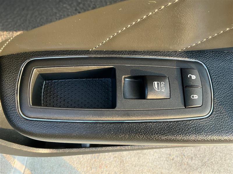 Used 2016 Dodge Charger SXT w/ AWD Premium Group image 35