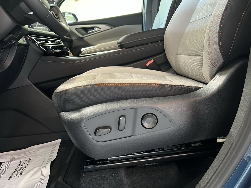 New 2026 Chevrolet Traverse LT FWD image 14
