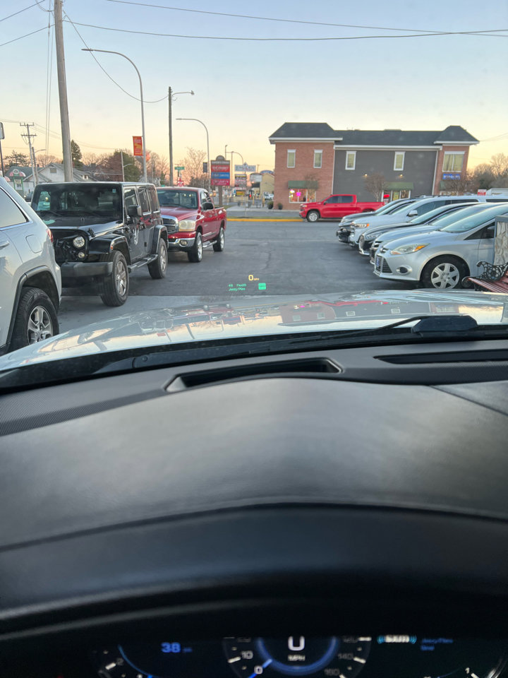 Used 2017 Cadillac Escalade Luxury image 31