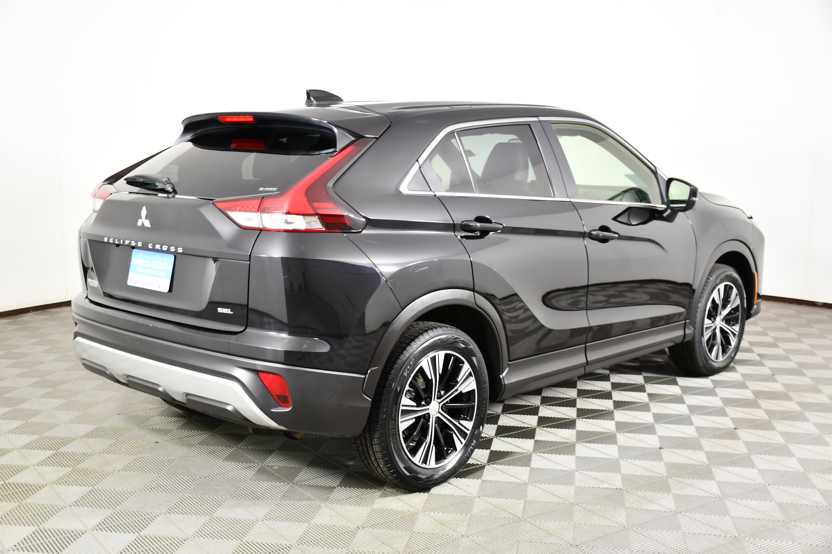 Used 2022 Mitsubishi Eclipse Cross SEL AWD/4WD image 6