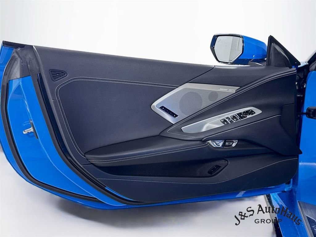 Used 2020 Chevrolet Corvette Stingray Preferred Conv w/ 2LT Preferred Equipment Group image 23