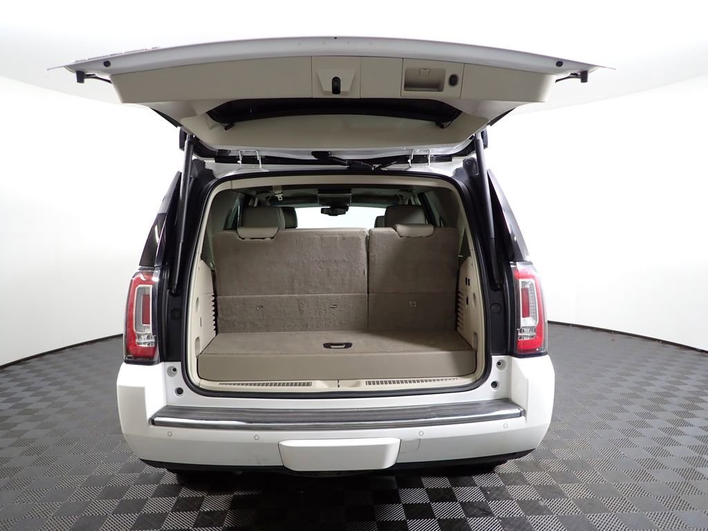 Used 2017 GMC Yukon Denali w/ Open Road Package image 18