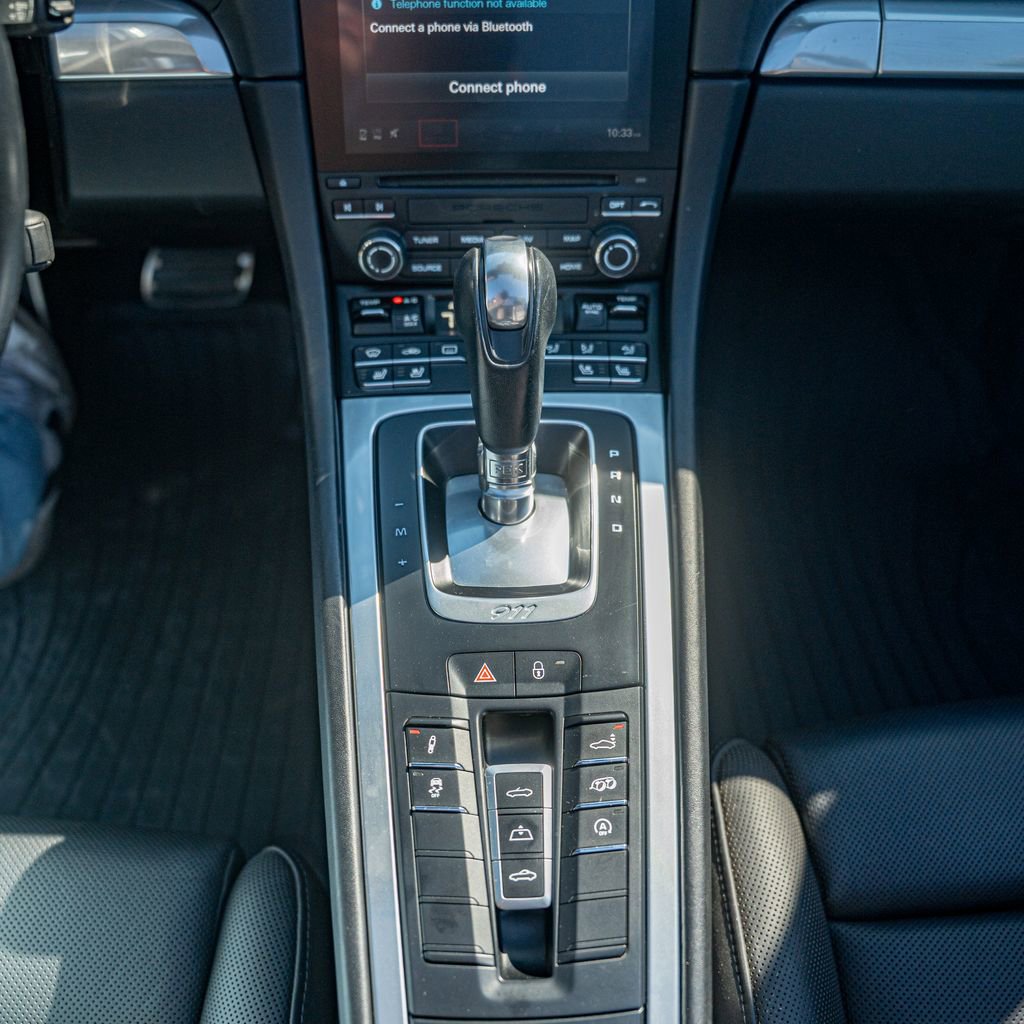 Used 2018 Porsche 911 Carrera 4S image 24