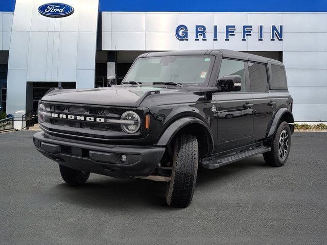 Used 2024 Ford Bronco Outer Banks image 11