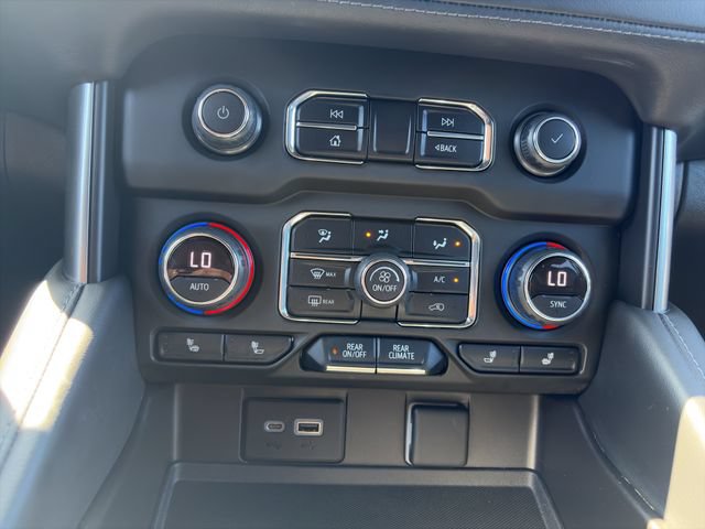 Used 2021 Chevrolet Tahoe Z71 AWD/4WD image 11