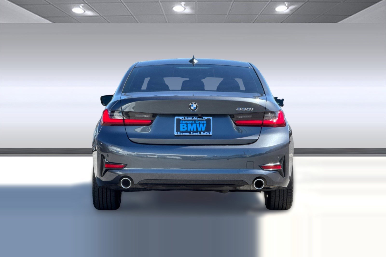 Used 2021 BMW 330i Sedan w/ Driving Assistance Package RWD image 9