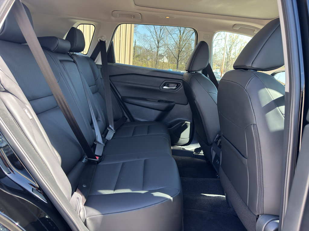 New 2026 Nissan Rogue SV image 18