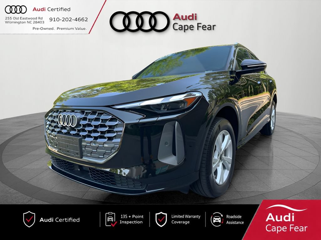 Certified 2025 Audi Q5 Premium AWD/4WD image 1