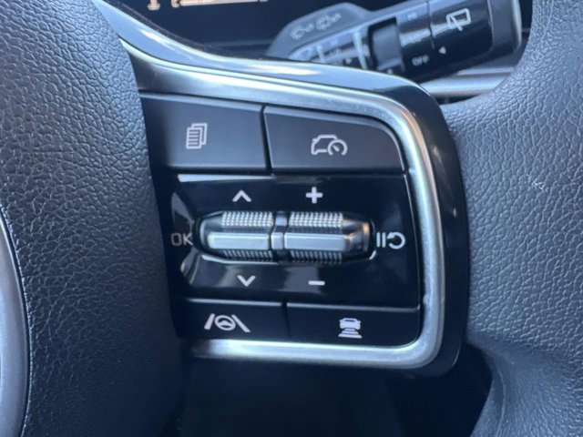 Used 2024 Kia Sorento LX image 24