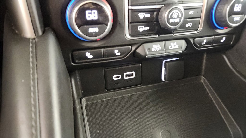 Used 2023 Chevrolet Tahoe LT image 16