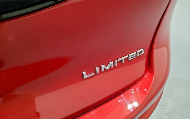 Used 2023 Toyota Crown Limited image 44