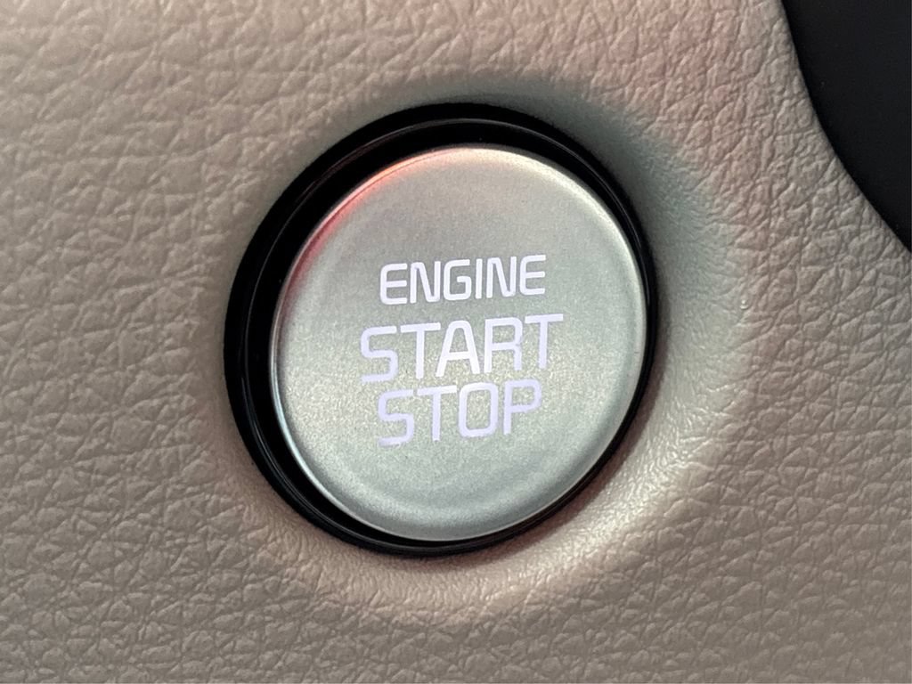 New 2025 Kia Carnival SX Prestige FWD image 24