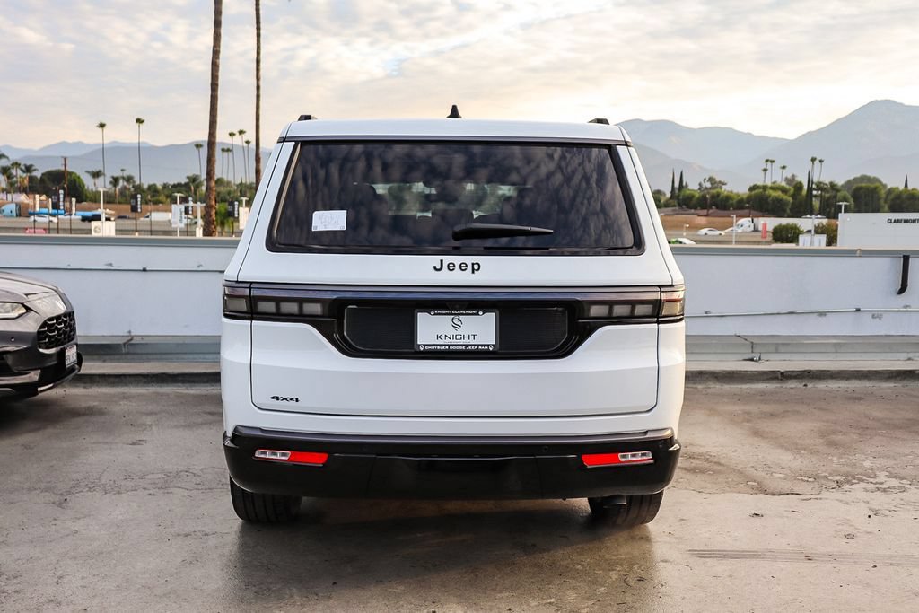 New 2026 Jeep Grand Wagoneer Limited AWD/4WD image 8