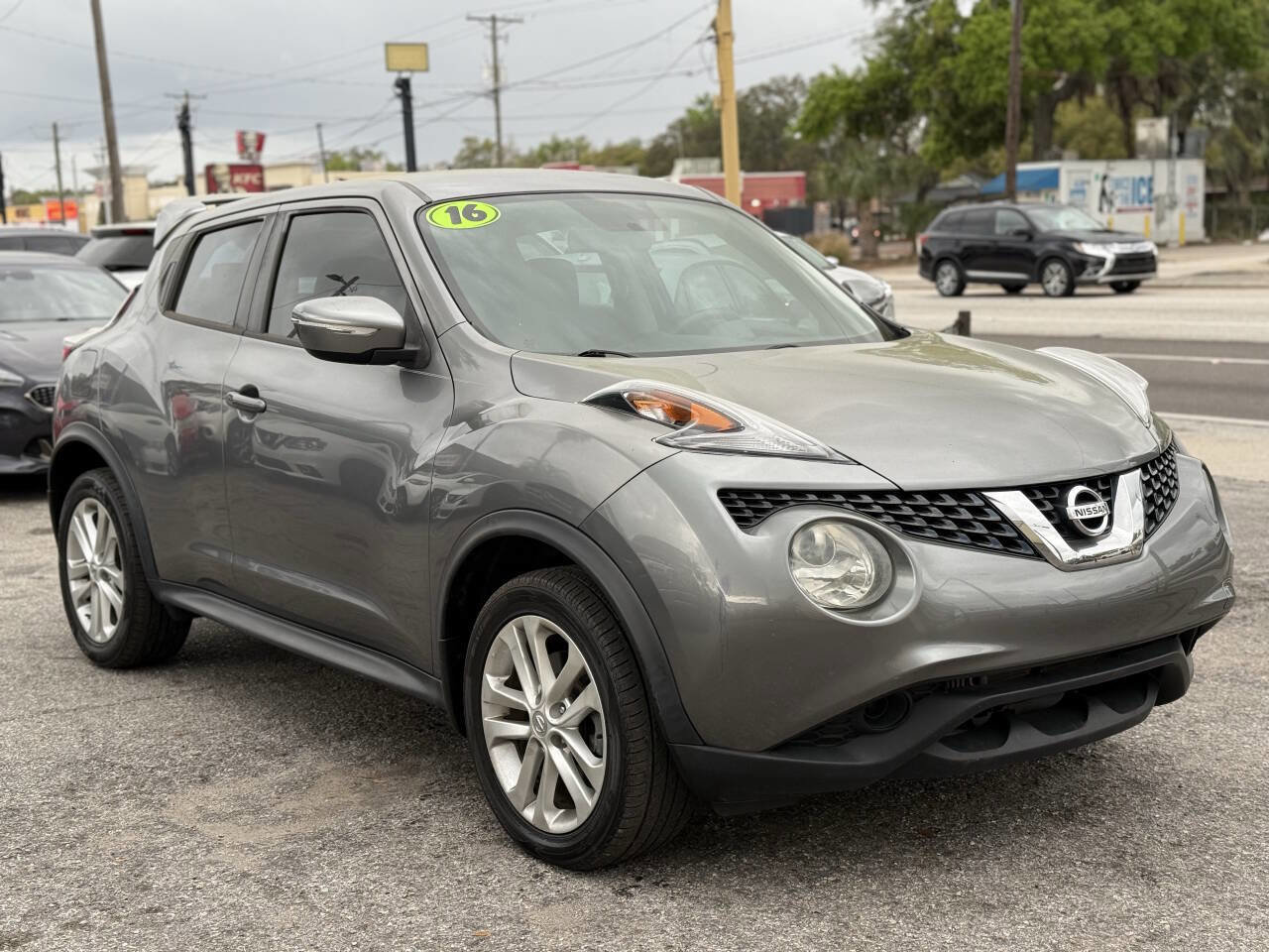 Used 2016 Nissan Juke S image 9