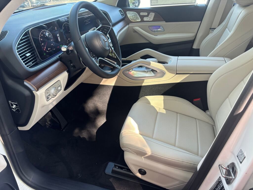 New 2026 Mercedes-Benz GLE 450e 4MATIC image 9