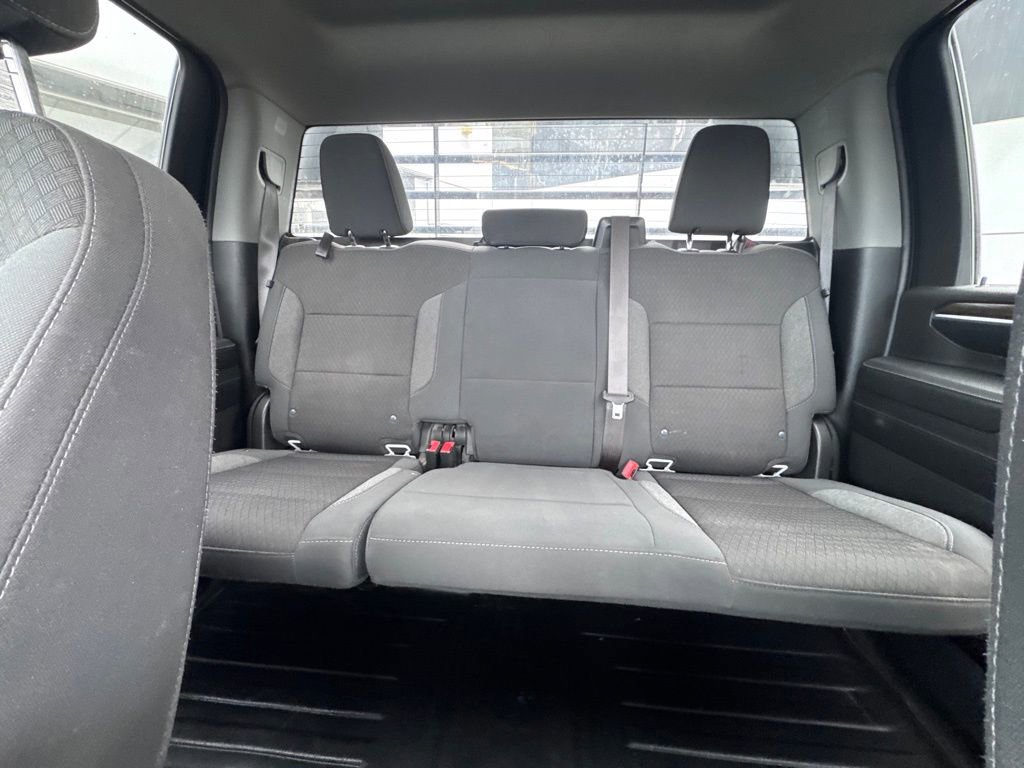 Used 2024 Chevrolet Silverado 2500 LT w/ Convenience Package image 27