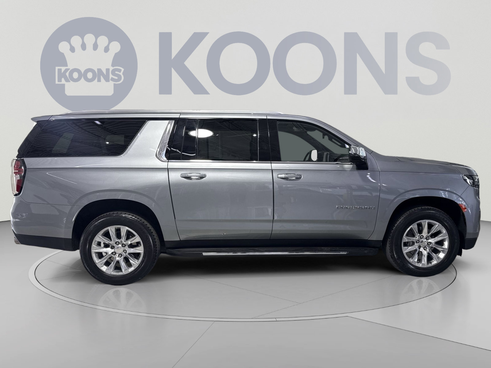 Used 2024 Chevrolet Suburban Premier AWD/4WD image 12