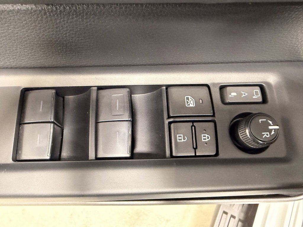 Used 2024 Toyota Sequoia Limited image 19