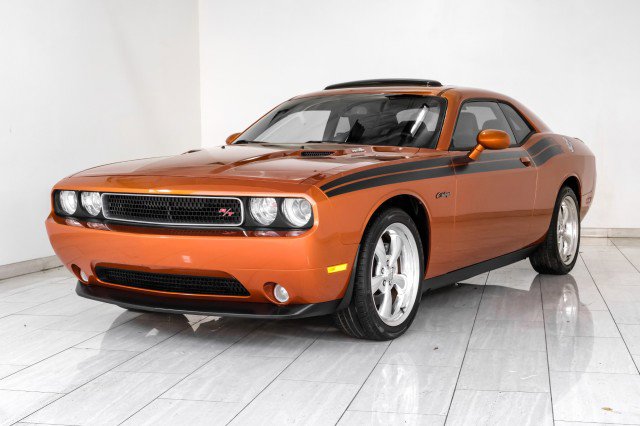 Used 2011 Dodge Challenger R/T RWD image 4