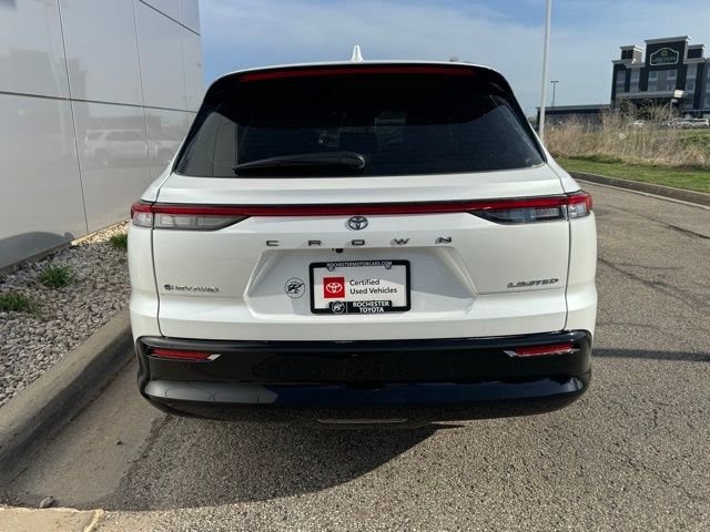 Used 2025 Toyota Crown Signia image 40