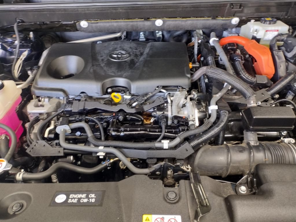 Used 2019 Toyota RAV4 XLE w/ Convenience Package AWD/4WD image 9