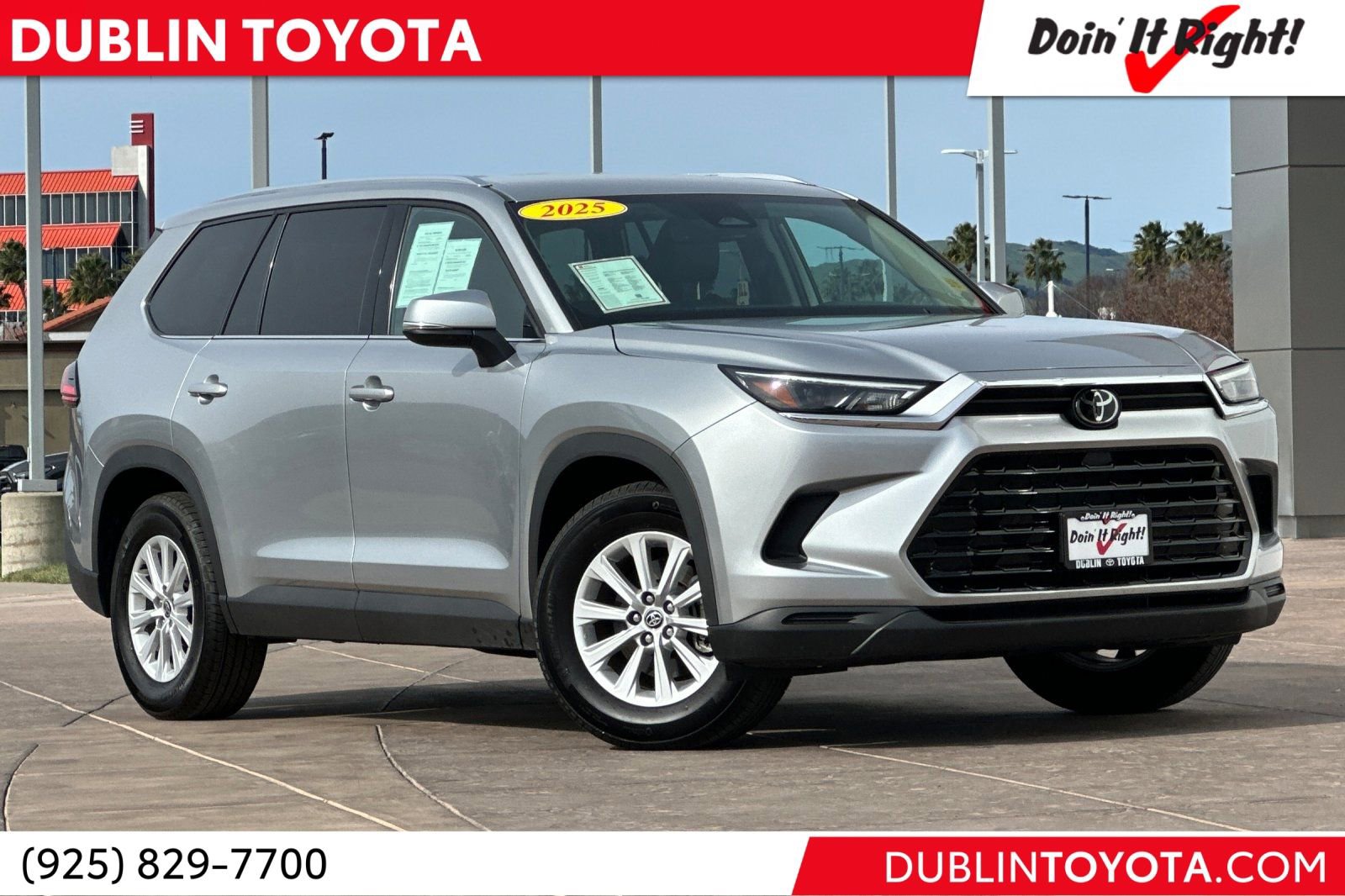 Certified 2025 Toyota Grand Highlander AWD image 1