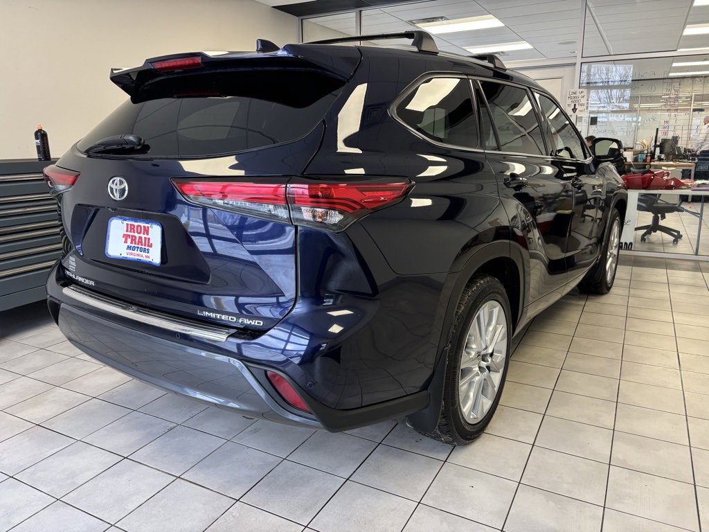 Certified 2020 Toyota Highlander Limited image 31