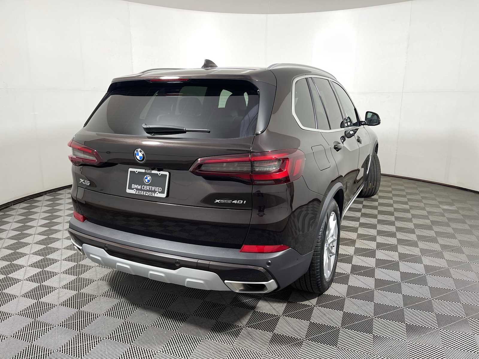 Certified 2023 BMW X5 xDrive40i w/ Premium Package image 5