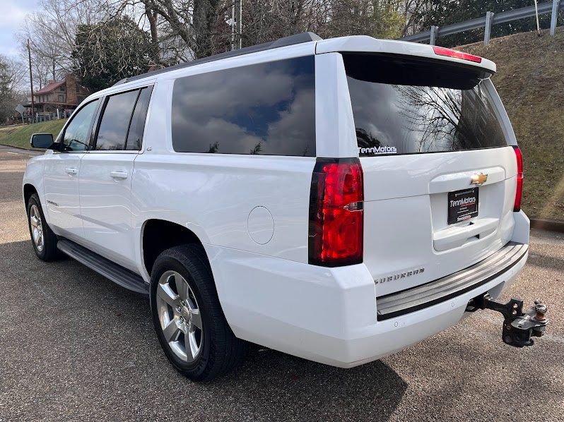 Used 2015 Chevrolet Suburban LS image 35