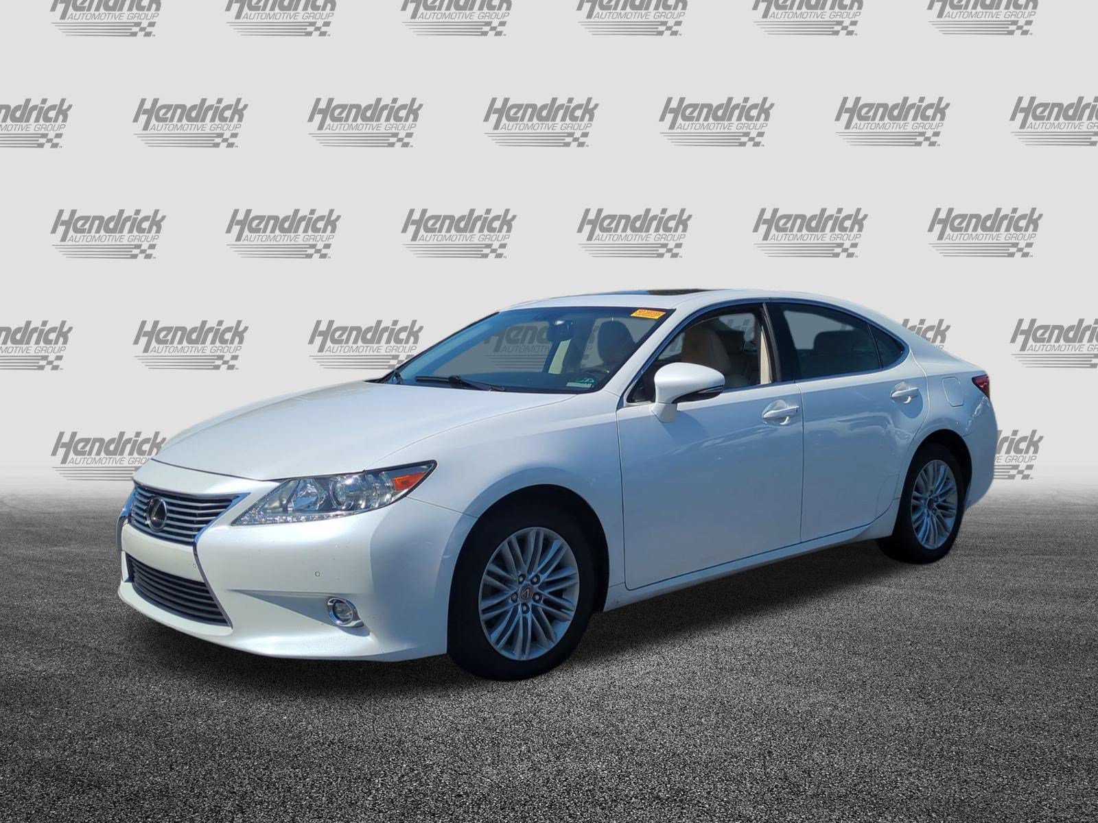 Used 2015 Lexus ES 350 w/ Luxury Package FWD image 5