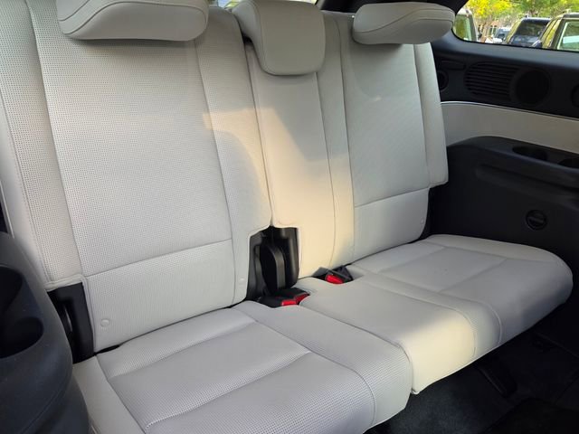 Certified 2026 Hyundai Palisade Calligraphy AWD/4WD image 18