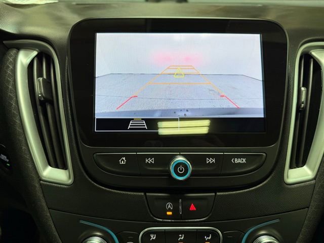 Used 2024 Chevrolet Malibu LT image 18