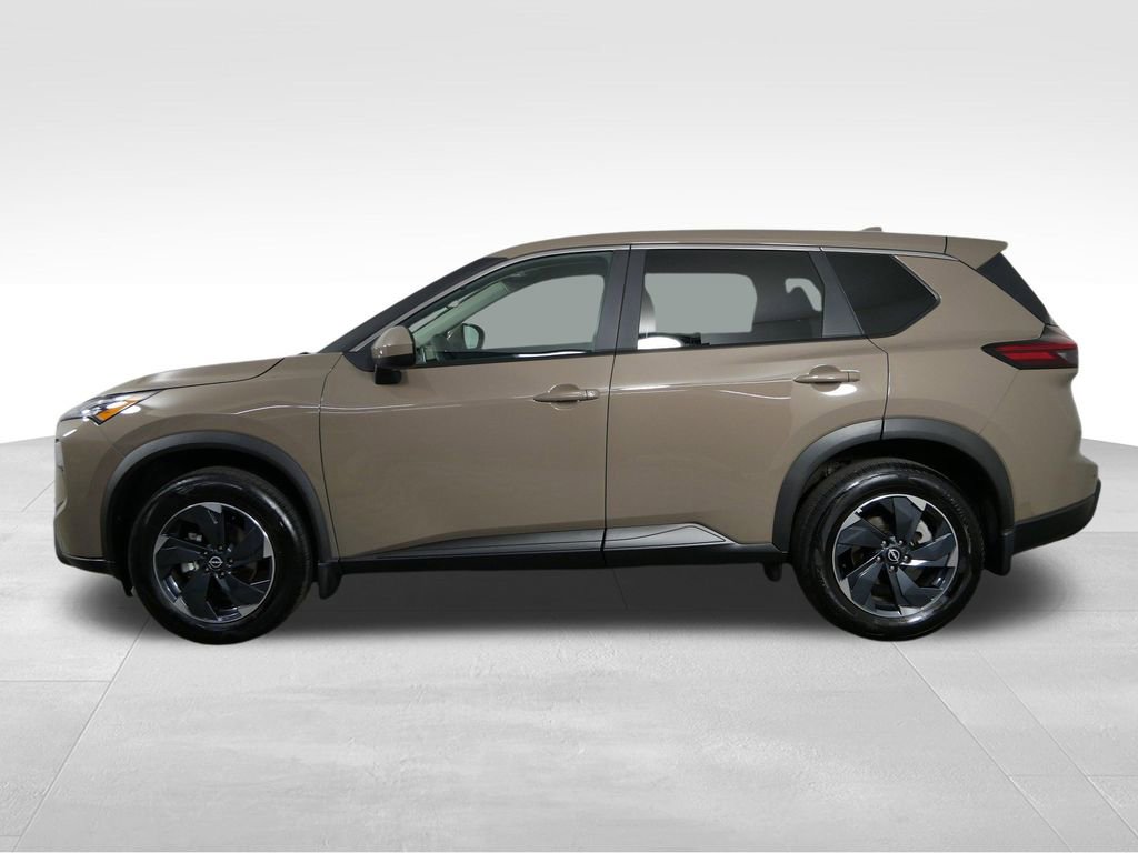 Used 2024 Nissan Rogue SV image 6