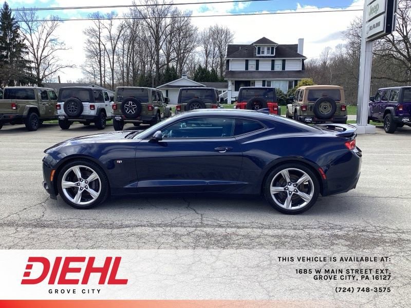 Used 2016 Chevrolet Camaro SS RWD image 4